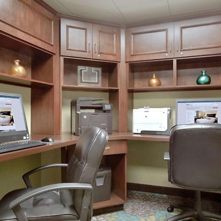 Hilton Garden Inn Вустер Екстер'єр фото
