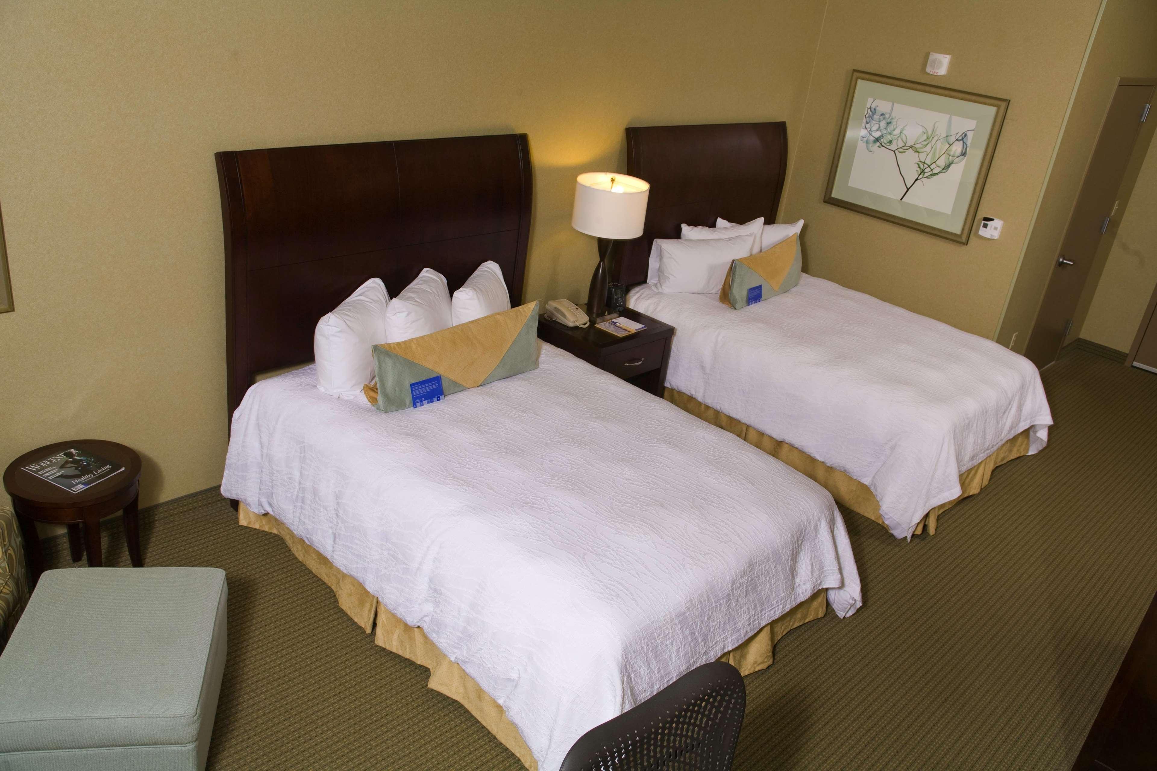 Hilton Garden Inn Вустер Екстер'єр фото